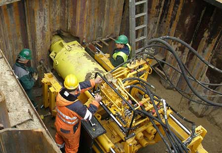 Thrust boring machinery